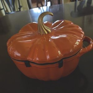 Smith & Clark Ironworks 2 qt Dutch Oven Enameled Cast Iron Pumpkin